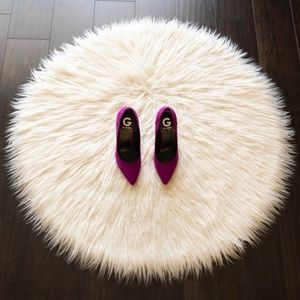 G by Guess | Magenta Pointed Heels 8.5